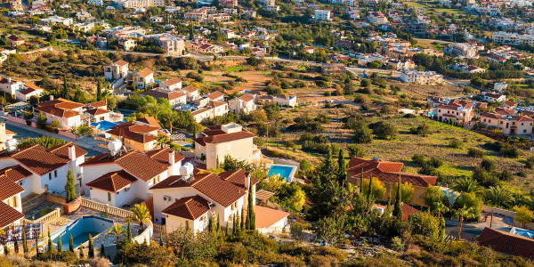 GML de Edificios con Piscina